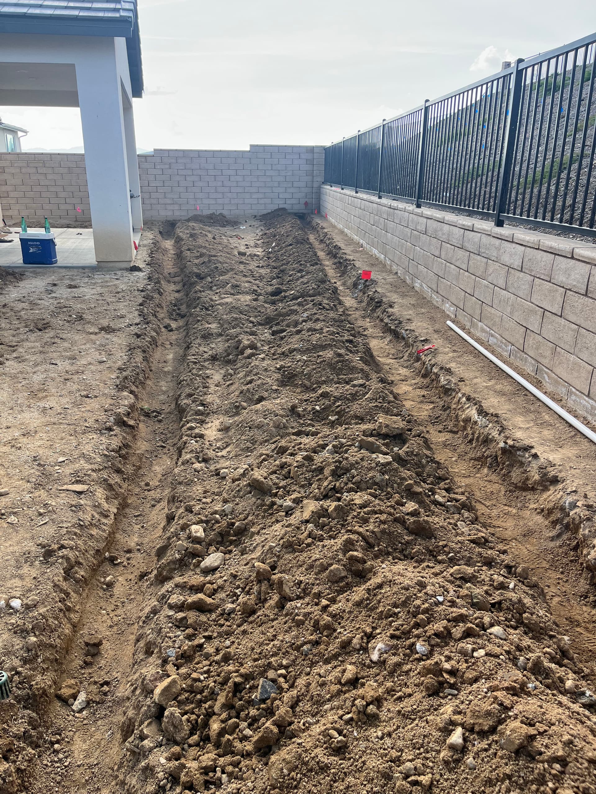 Gallery photos for Bare Dirt Backyard Gets Sod, Irrigation and a Full Rebuild: Image #3